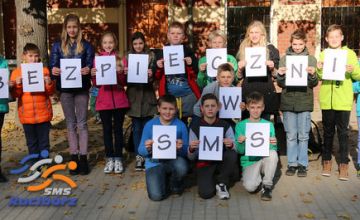 Bezpieczna jesień w SMS-ie
