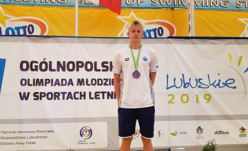 Magdalena Modrzejewska i Patryk Rożenek z medalami Mistrzostw Polski