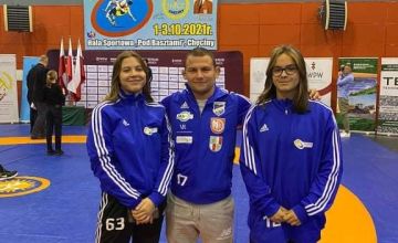 Brązowe medale dziewczyn w Pucharze Polski Kadetek w zapasach