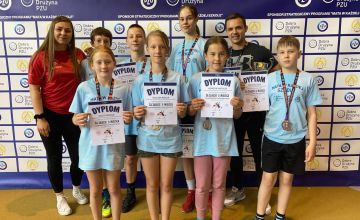 Najmłodsi zapaśnicy na podium turnieju wojewódzkiego