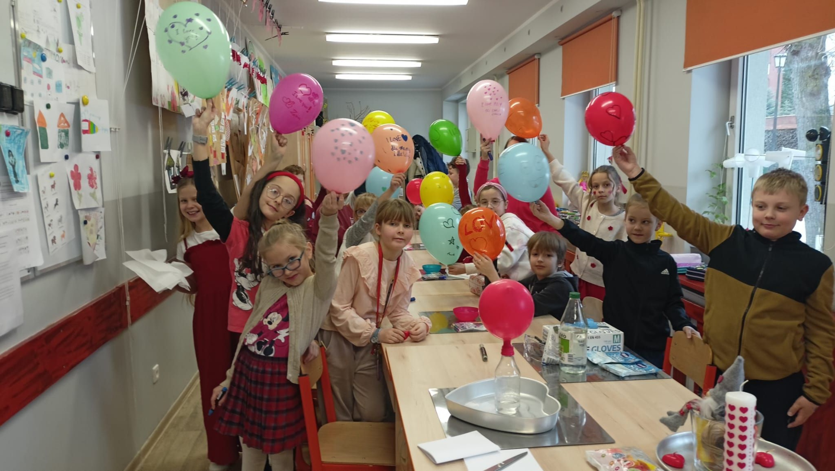 Walentynki w laboratorium dziecka