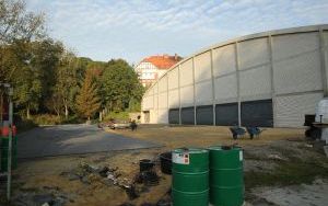 Boisko zewnętrzne i zaplecze socjalne (3)
