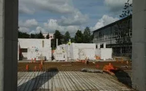 Boisko zewnętrzne i zaplecze socjalne (5)
