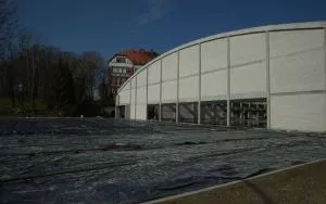 Boisko zewnętrzne i zaplecze socjalne (7)