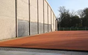 Boisko zewnętrzne i zaplecze socjalne (8)