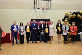 Pożegnanie maturzystów (1)