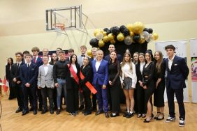 Pożegnanie maturzystów (13)